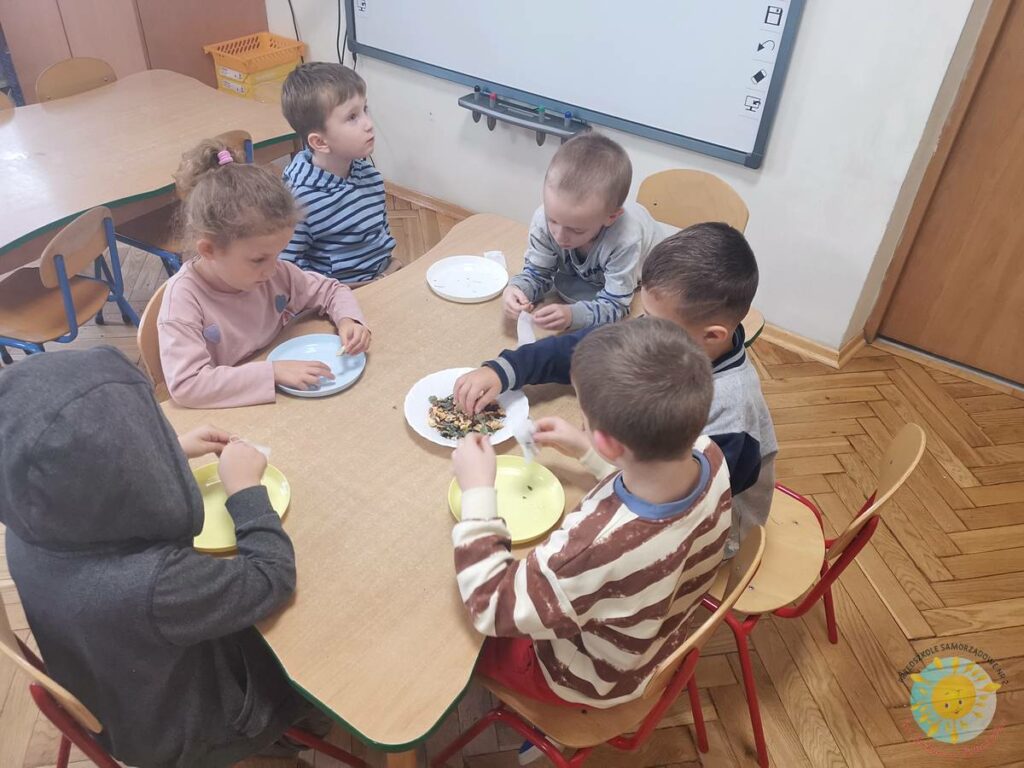 BOF - język i kultura – cel rozwijanie umiejętności komunikacyjnych, odkrywanie bogactwa języka oraz poznawanie kultury regionu i świata.