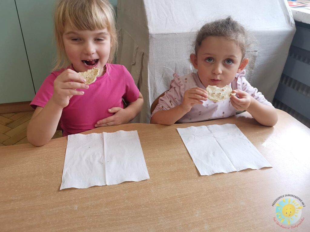 BOF - język i kultura – cel rozwijanie umiejętności komunikacyjnych, odkrywanie bogactwa języka oraz poznawanie kultury regionu i świata.