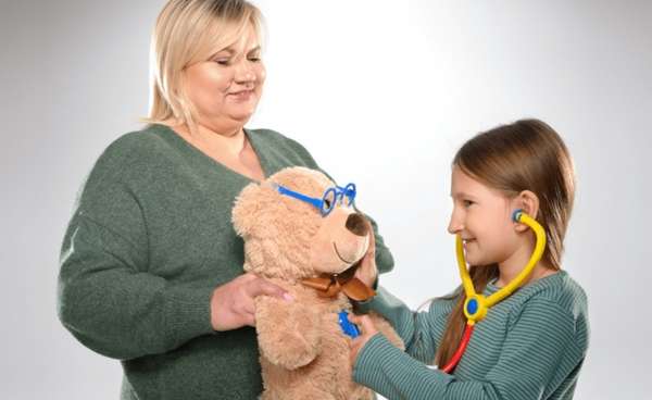 Gdy dziecko boi się lekarza – jak reagować na bunt przed wizytą?