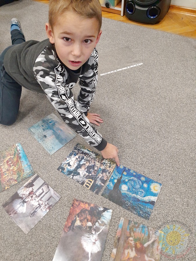 Dzieci w wieku przedszkolnym biorące udział w zajęciach w przedszkolu - Przedszkole Samorządowe Nr 2 Pod Słonkiem w Białymstoku