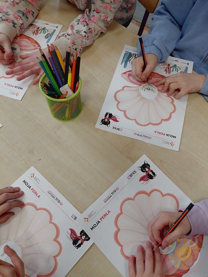 Dzieci uczestniczące w zajęciach BOF - Przedszkole Samorządowe Nr 2 Pod Słonkiem w Białymstoku