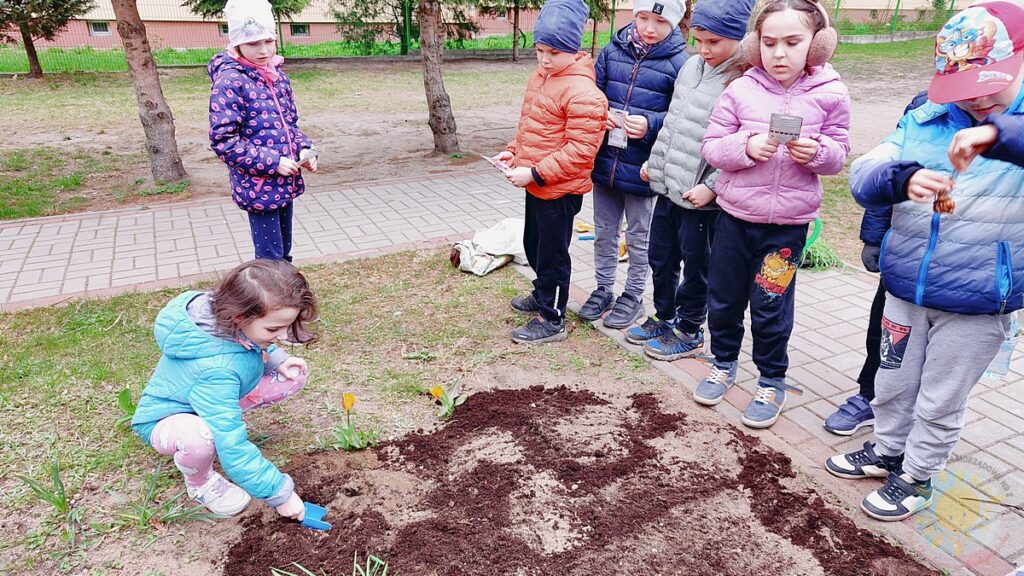 Dzieci uczestniczące w zajęciach - Przedszkole Samorządowe Nr 2 Pod Słonkiem w Białymstoku